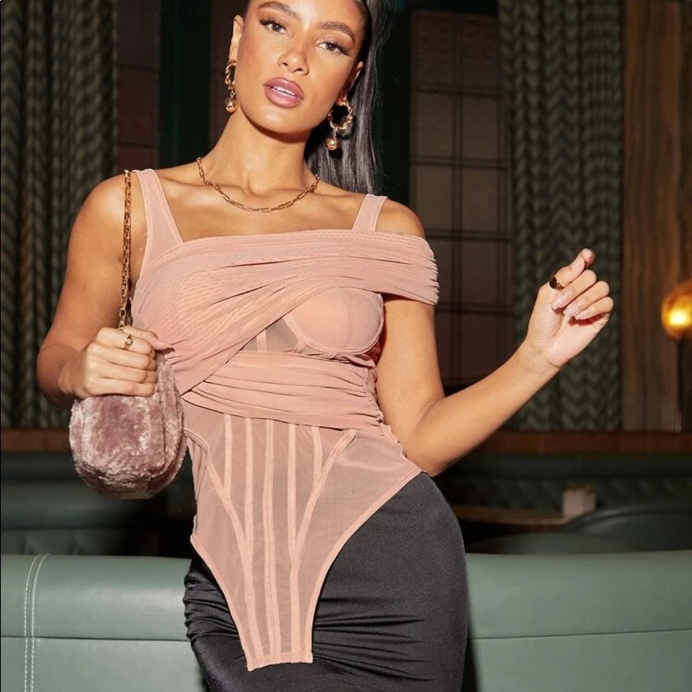 Asymmetrical neck and hem ruched detail pink mesh top